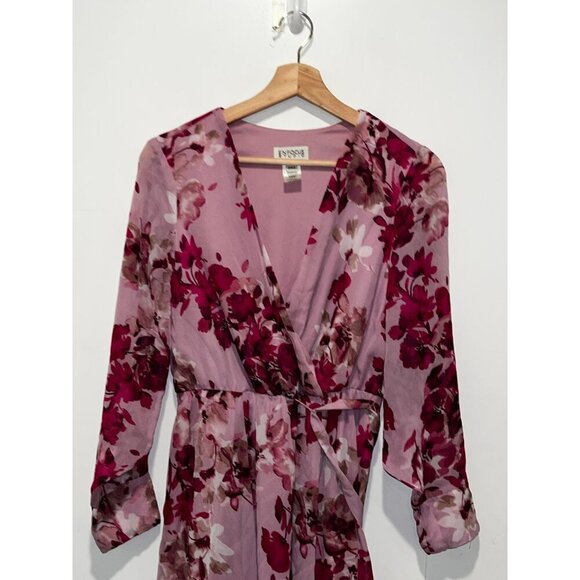 NWT En Focus Studio Pink & Burgundy Floral Wrap V Neck Women's Midi Dress Size 6 - Picture 2 of 7